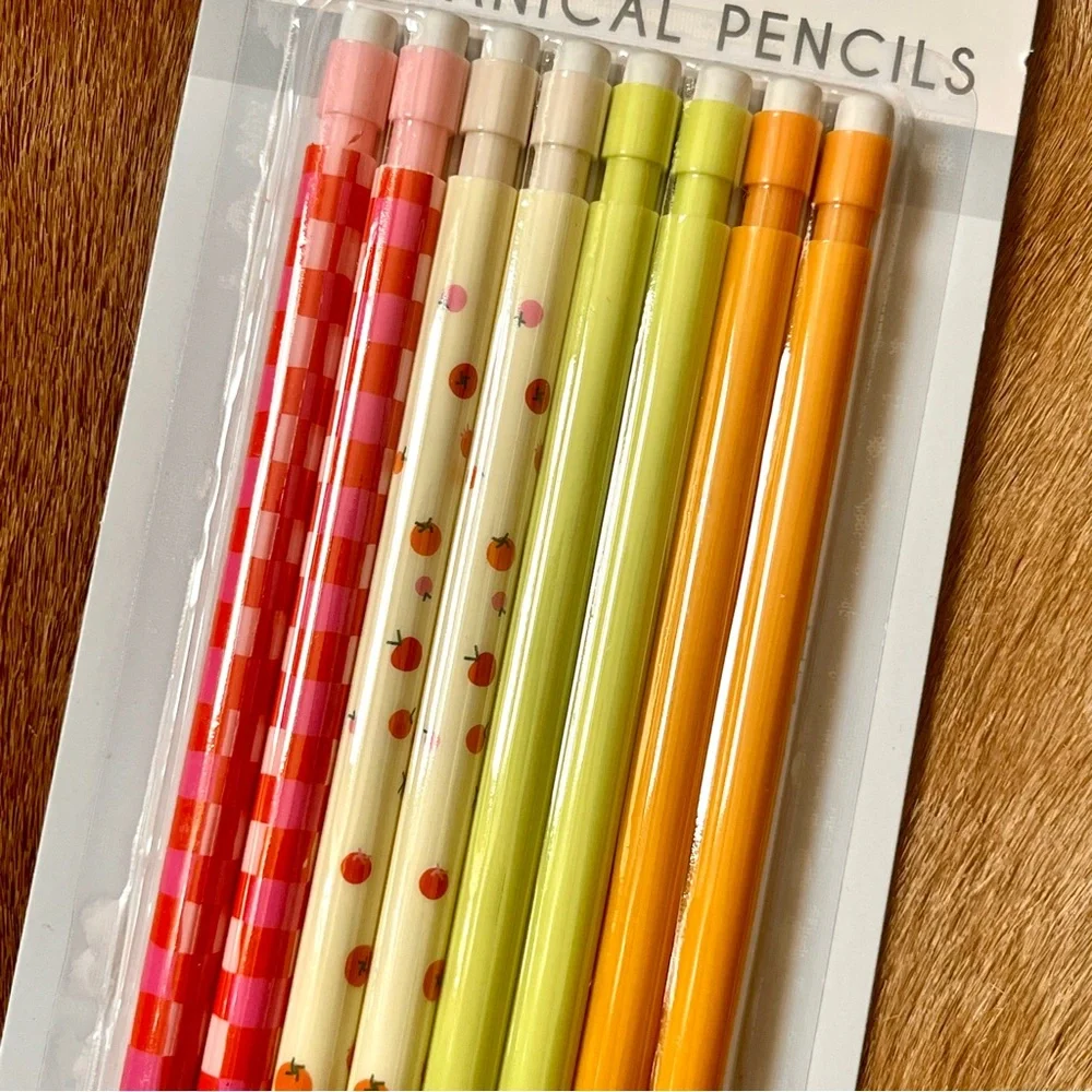 🏷️🎉🆕 aesthetic kawaii mechanical pencils with erasers set of 8 plaid& food print